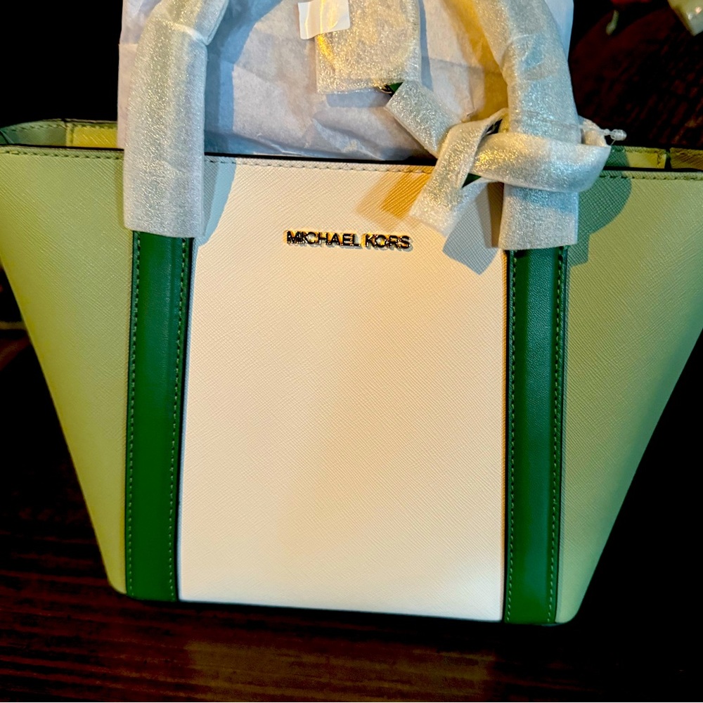 Michael Kors purse